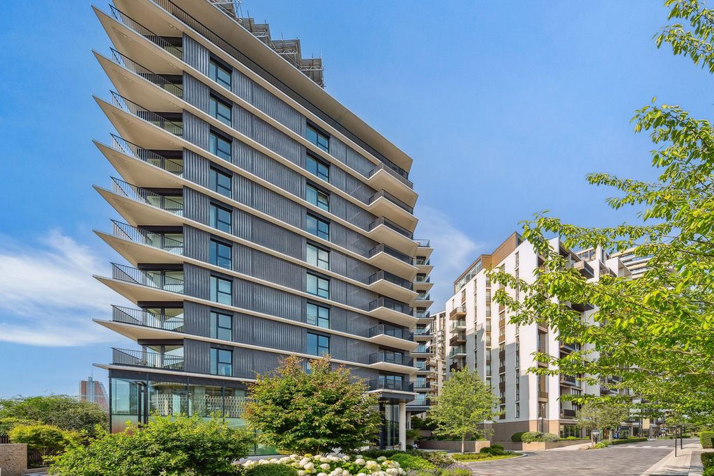 Property photo 1 of 27