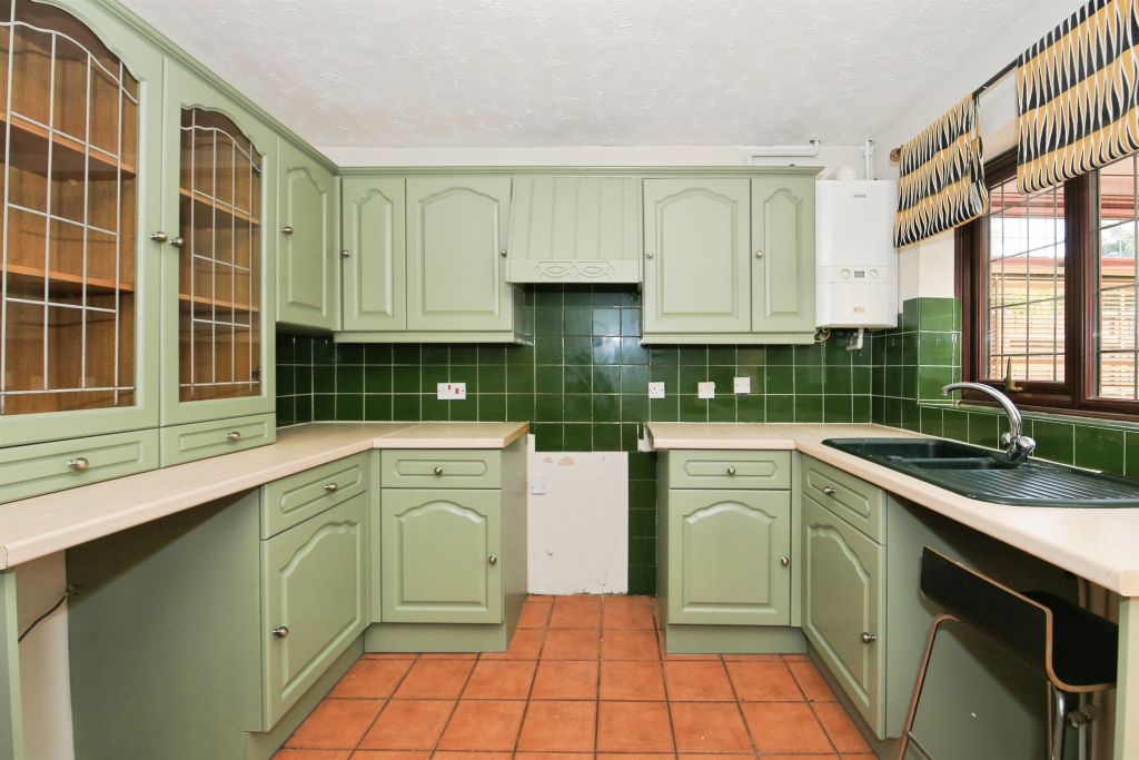 Property photo 2 of 20