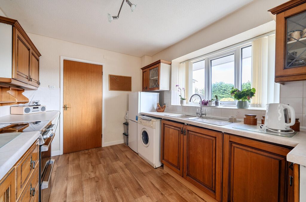 Property photo 3 of 13 Kitchen