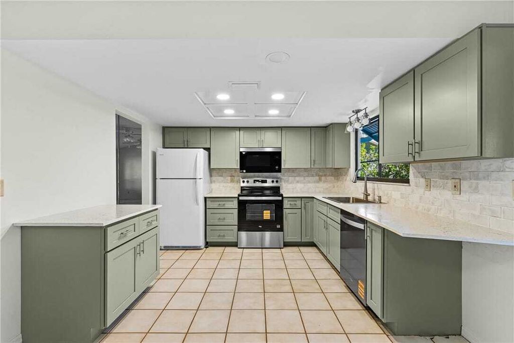 Property photo 3 of 26 <Alttext/>