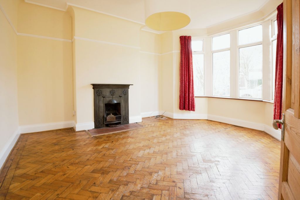 Property photo 2 of 10 2