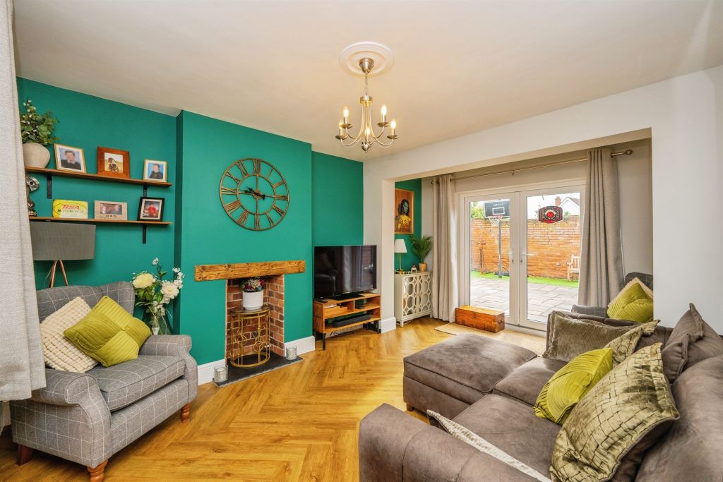 Property photo 2 of 24