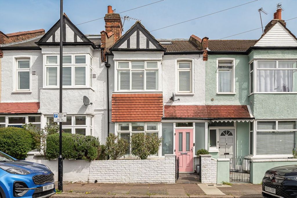 Property photo 1 of 9