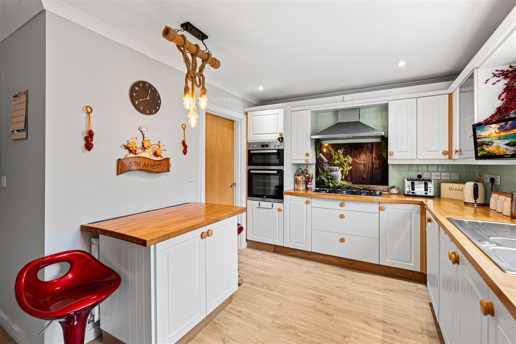 Additional image 7 of 4 bed detached house for salePentre Nicklaus Village, Llanelli SA15