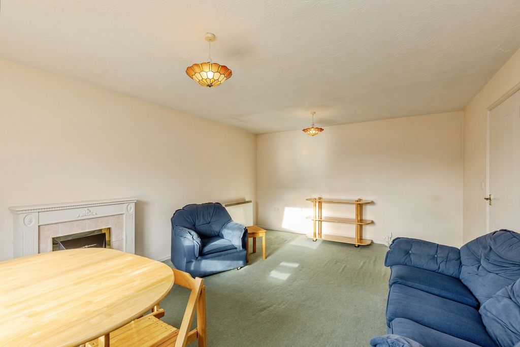 Property photo 3 of 11 Pbox-Img.Jpg