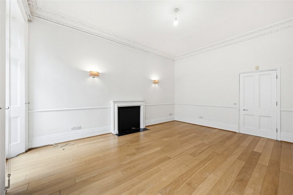 Property photo 3 of 15 Reception Room