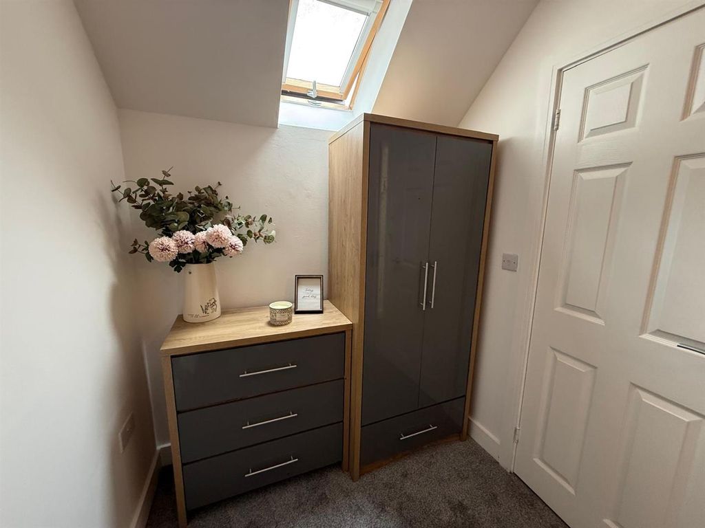 Property photo 3 of 5 68A Moor2.Jpeg