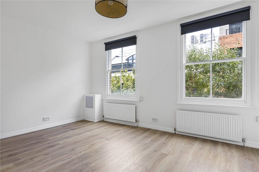 Property photo 2 of 13 Reception