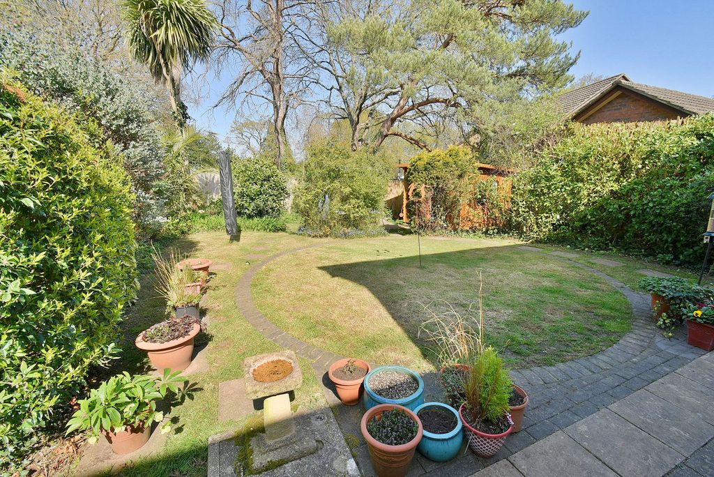 Property photo 3 of 19