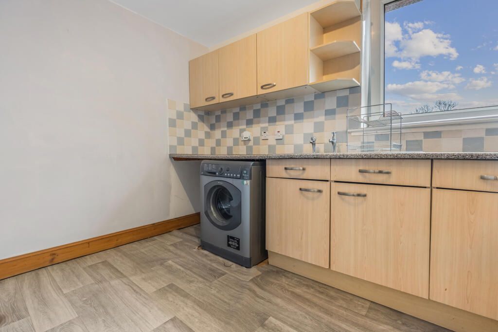 Additional image 4 of 2 bed flat to rentSunart Place, Grangemouth FK3