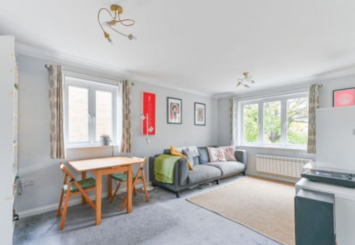 Property photo 3 of 5