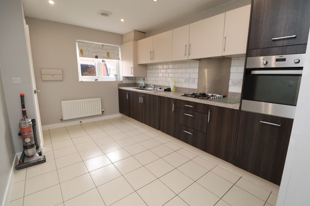 Property photo 3 of 11 Img_6621