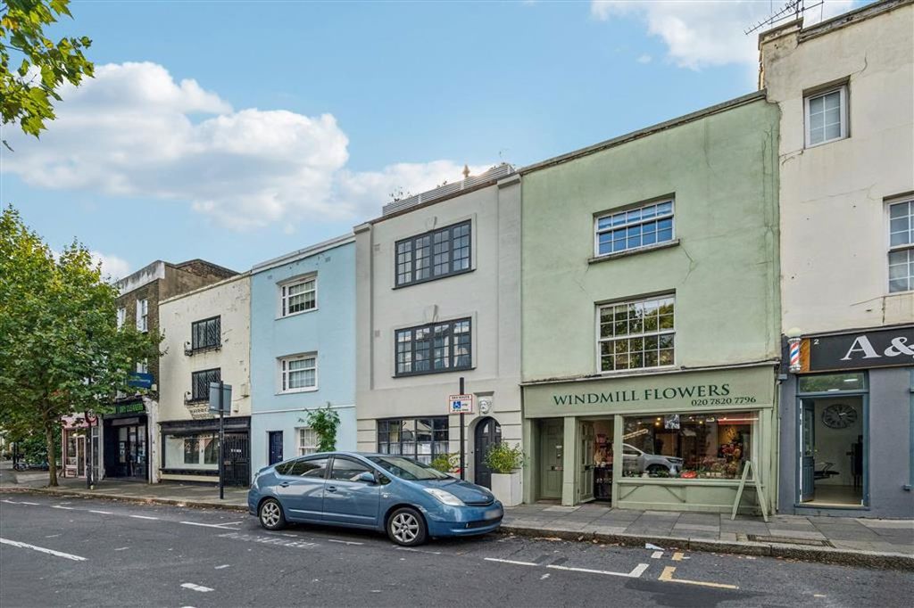 Property photo 1 of 8