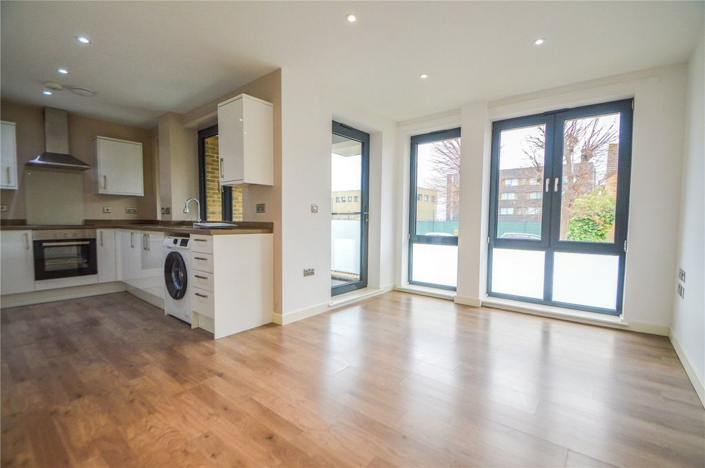 Property photo 3 of 13 Picture No. 13