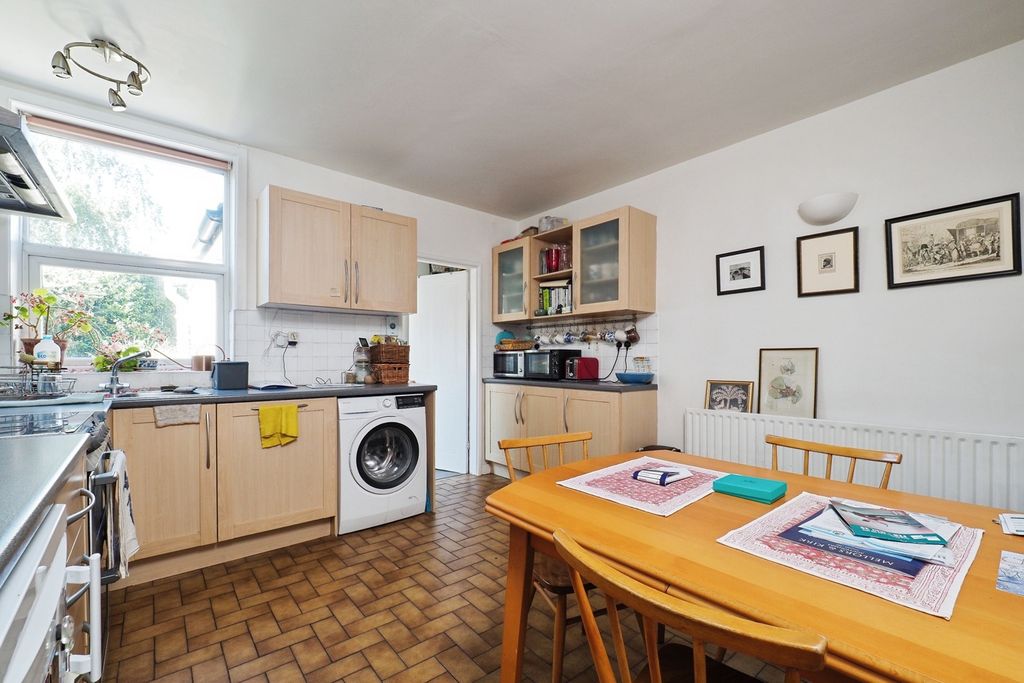 Property photo 2 of 23 Pbox-Img.Jpg