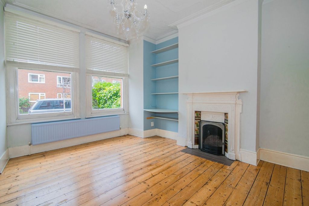 Property photo 1 of 10