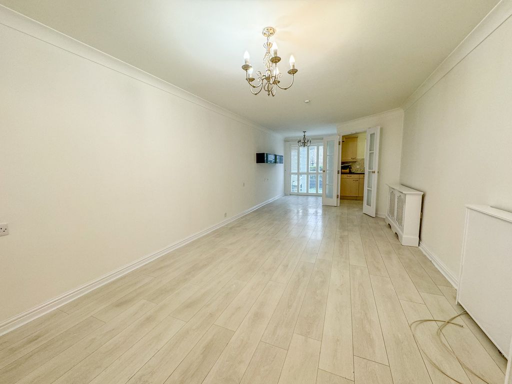 Property photo 3 of 18