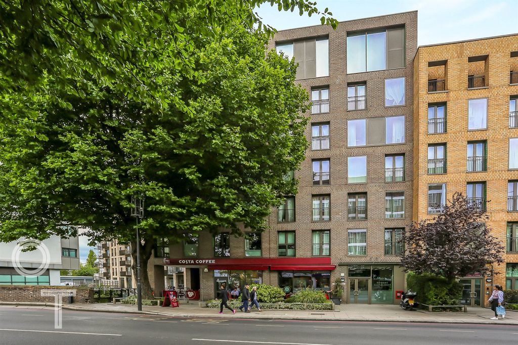 Property photo 3 of 13 Exterior