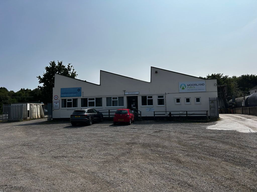 Property photo 1 of 3