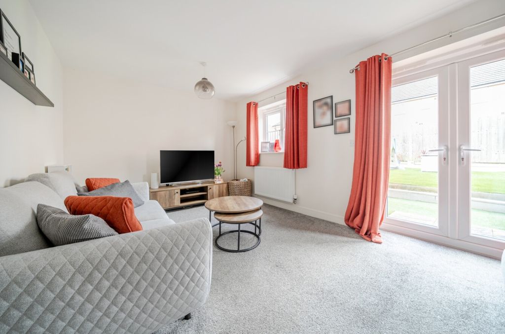 Property photo 3 of 24 1435938-1-69Caaa56F0De7