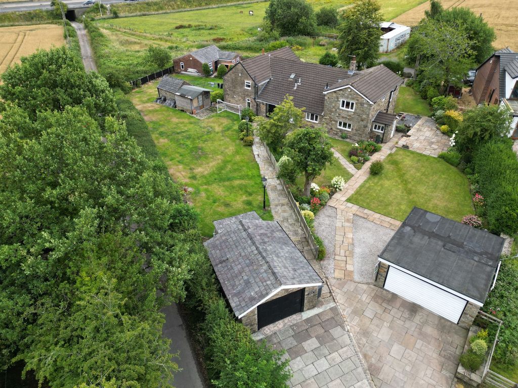 Property photo 1 of 27