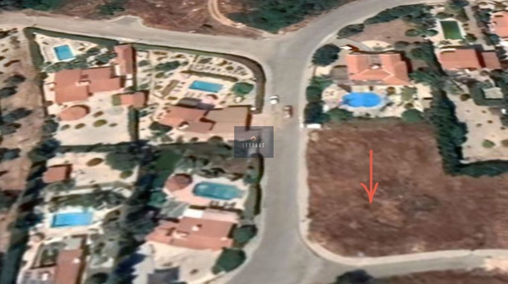 Property photo 1 of 2
