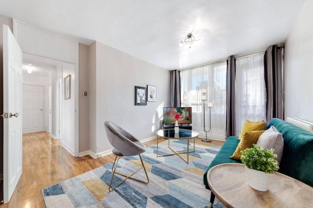 Property photo 1 of 17