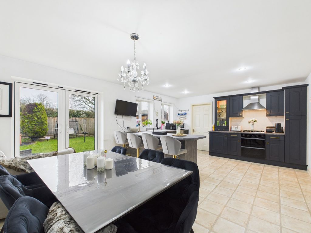 Property photo 3 of 24 4789509