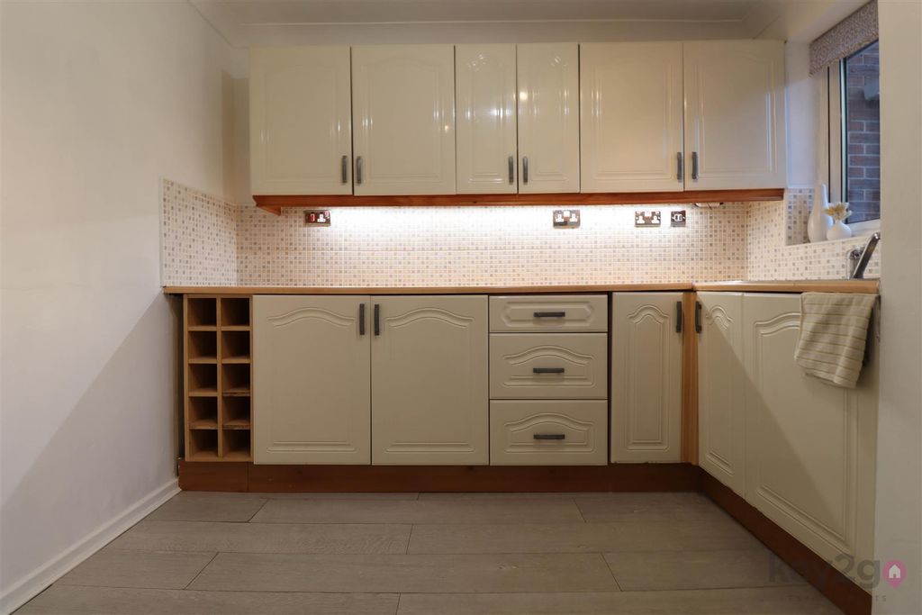 Property photo 3 of 28 Img_3430.Jpg