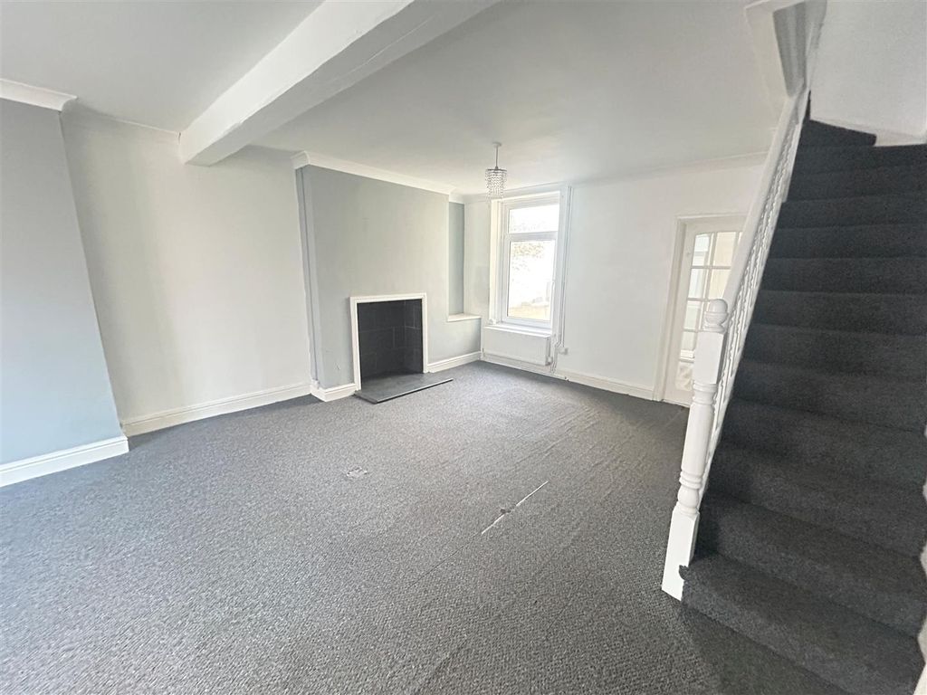 Property photo 2 of 12 3.Jpg