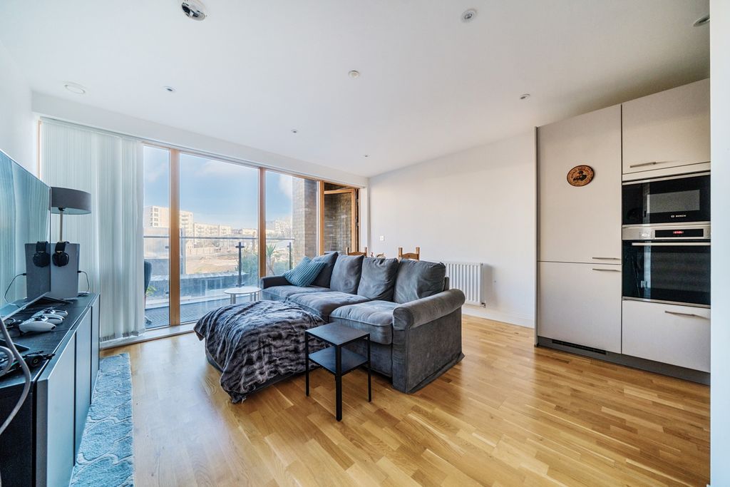 Property photo 2 of 13 1266266 (2)