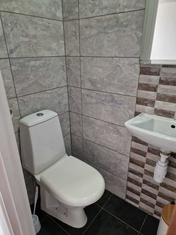 Property photo 3 of 3 Image