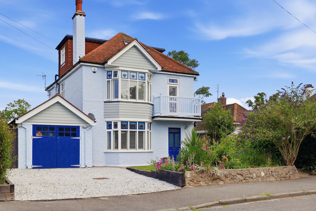 Property photo 1 of 50