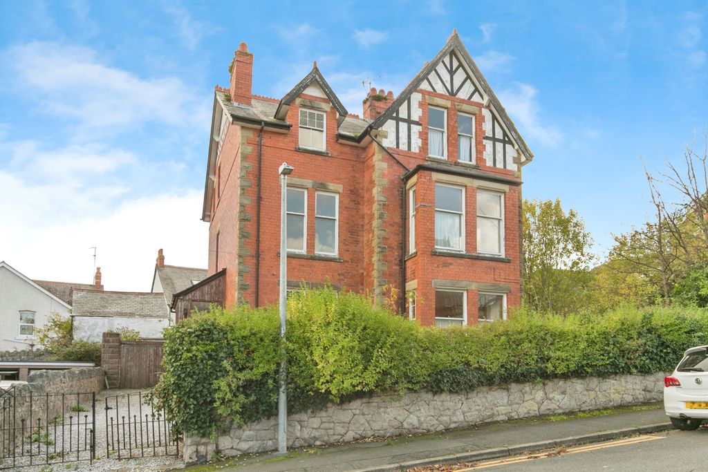 Property photo 3 of 20 Pbox-Img.Jpg