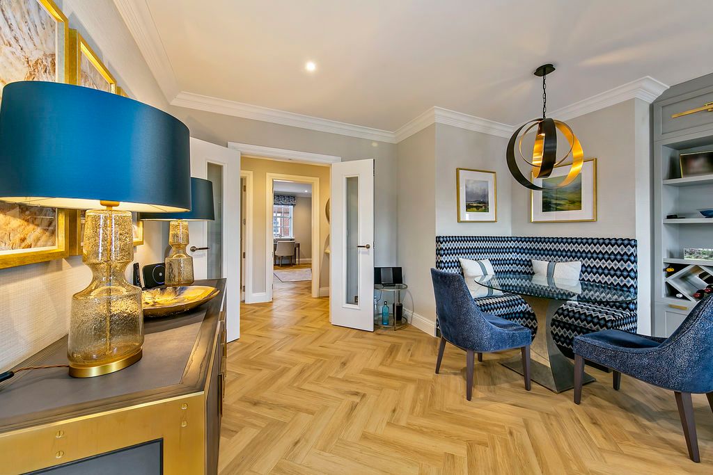 Additional image 4 of 2 bed flat for saleQueens Reach, East Molesey KT8