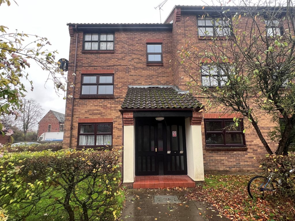 Property photo 1 of 7 Front