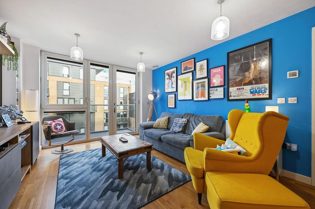 Property photo 1 of 9