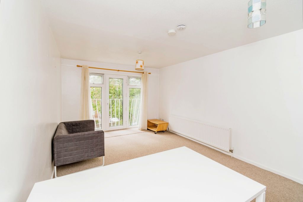 Property photo 2 of 16 Photography