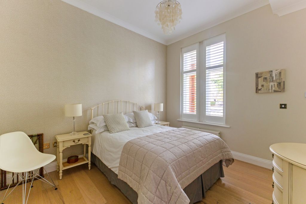 Additional image 6 of 3 bed flat for saleUpper Lodge Way, Coulsdon CR5