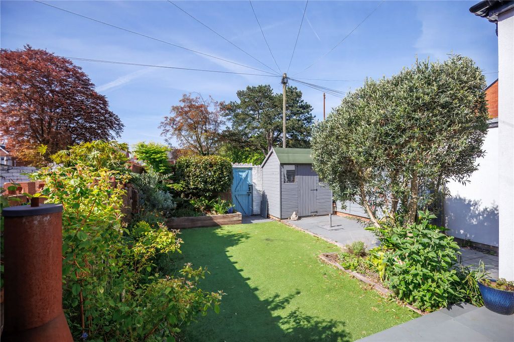 Property photo 2 of 47 Picture No. 07
