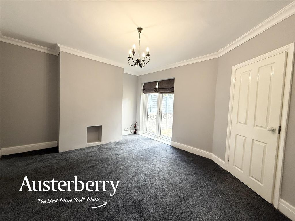 Property photo 3 of 14 Img_0448.Jpg