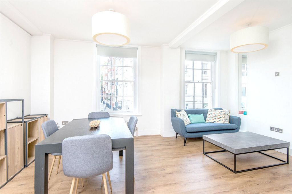 Property photo 3 of 13 Picture No. 02