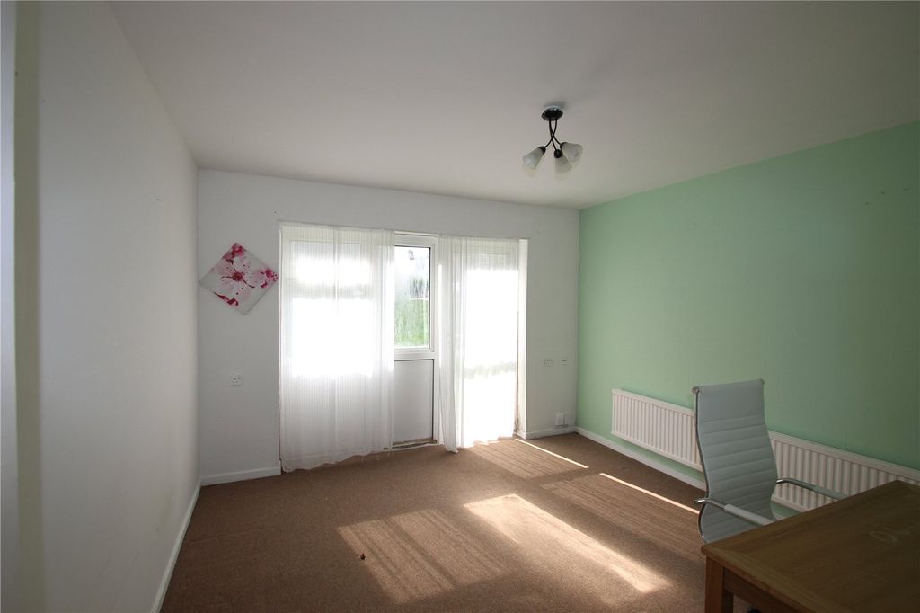 Property photo 2 of 7 Picture No. 06