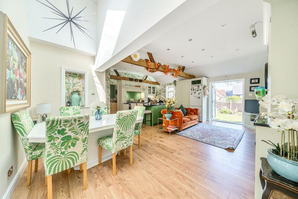 Property photo 2 of 29 1313237-11-6852Fc...