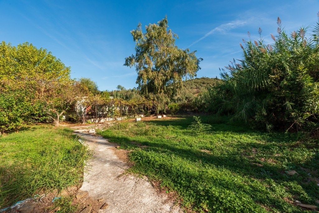 Property photo 1 of 21