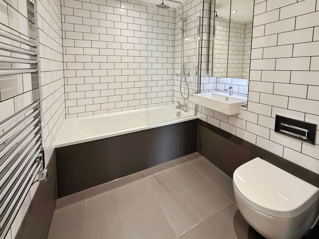 Property photo 3 of 12 Image