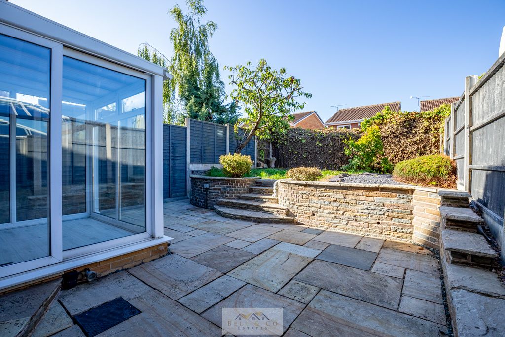 Property photo 2 of 26 Back Garden 1.1