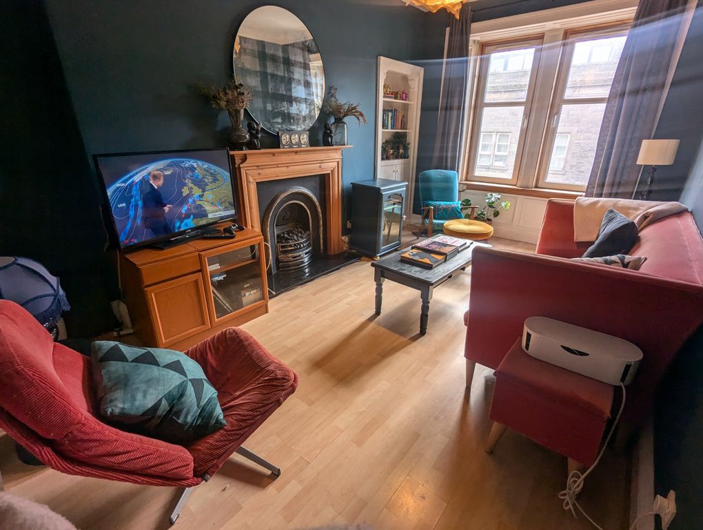 Property photo 2 of 9