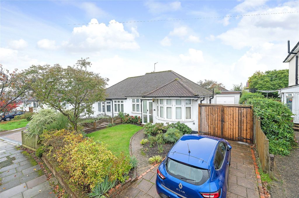 Property photo 1 of 14 External