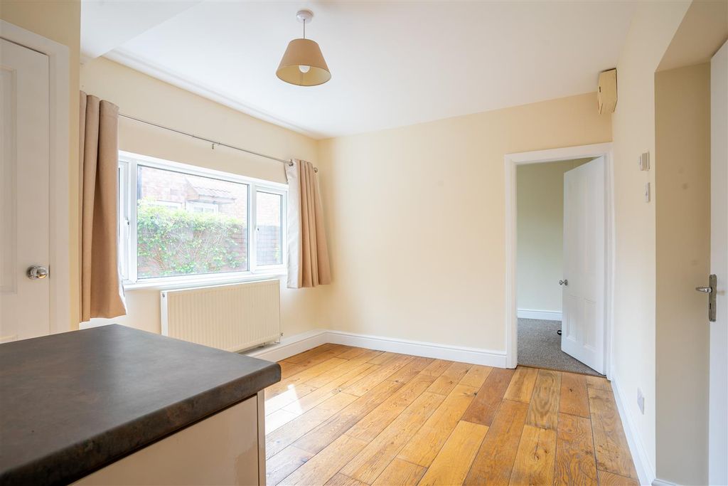 Property photo 3 of 7 Mr-5.Jpg